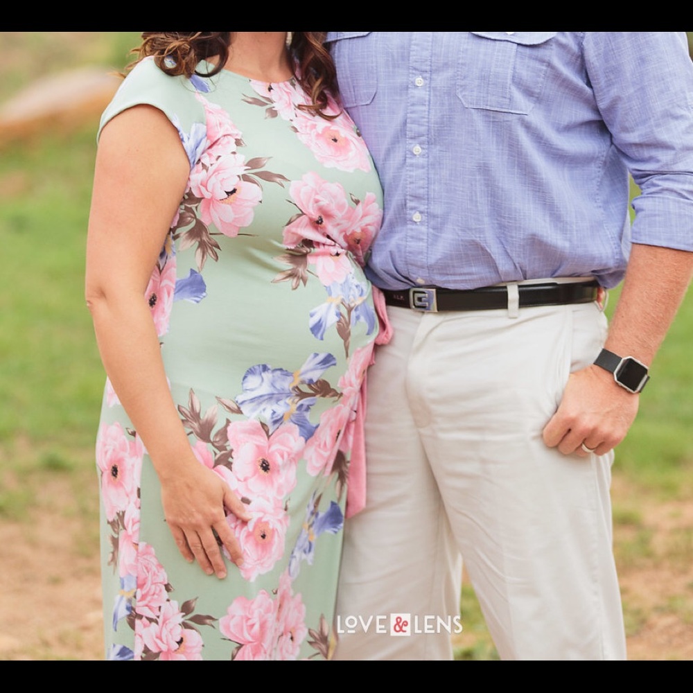 Maternal dress
